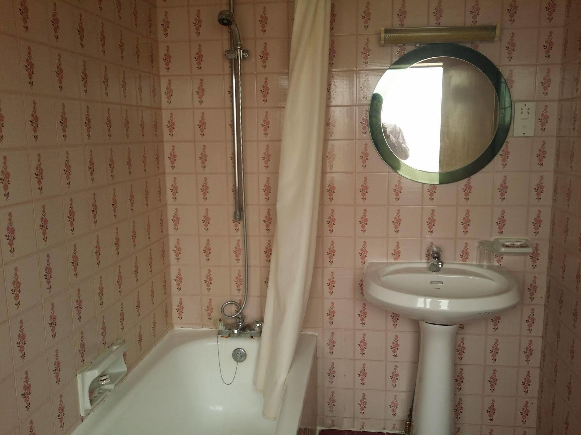 Atlas Hotel Manáma Kültér fotó