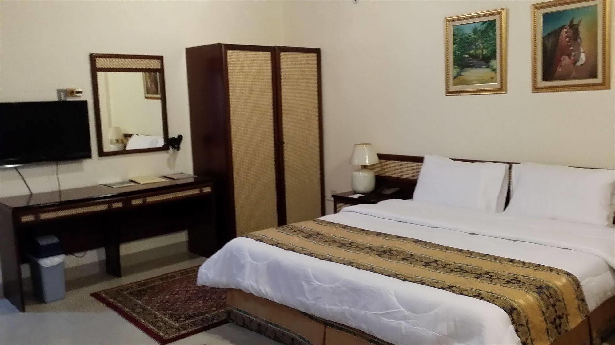 Atlas Hotel Manáma Kültér fotó